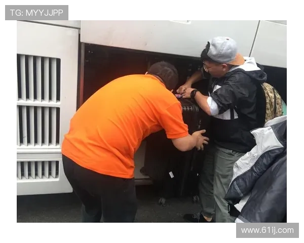 张敏专访：探寻滑板运动背后的成功秘诀与成长之路