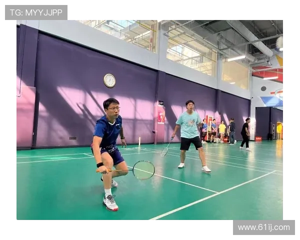 武汉羽毛球队在城市联赛中的默契配合与战术分析